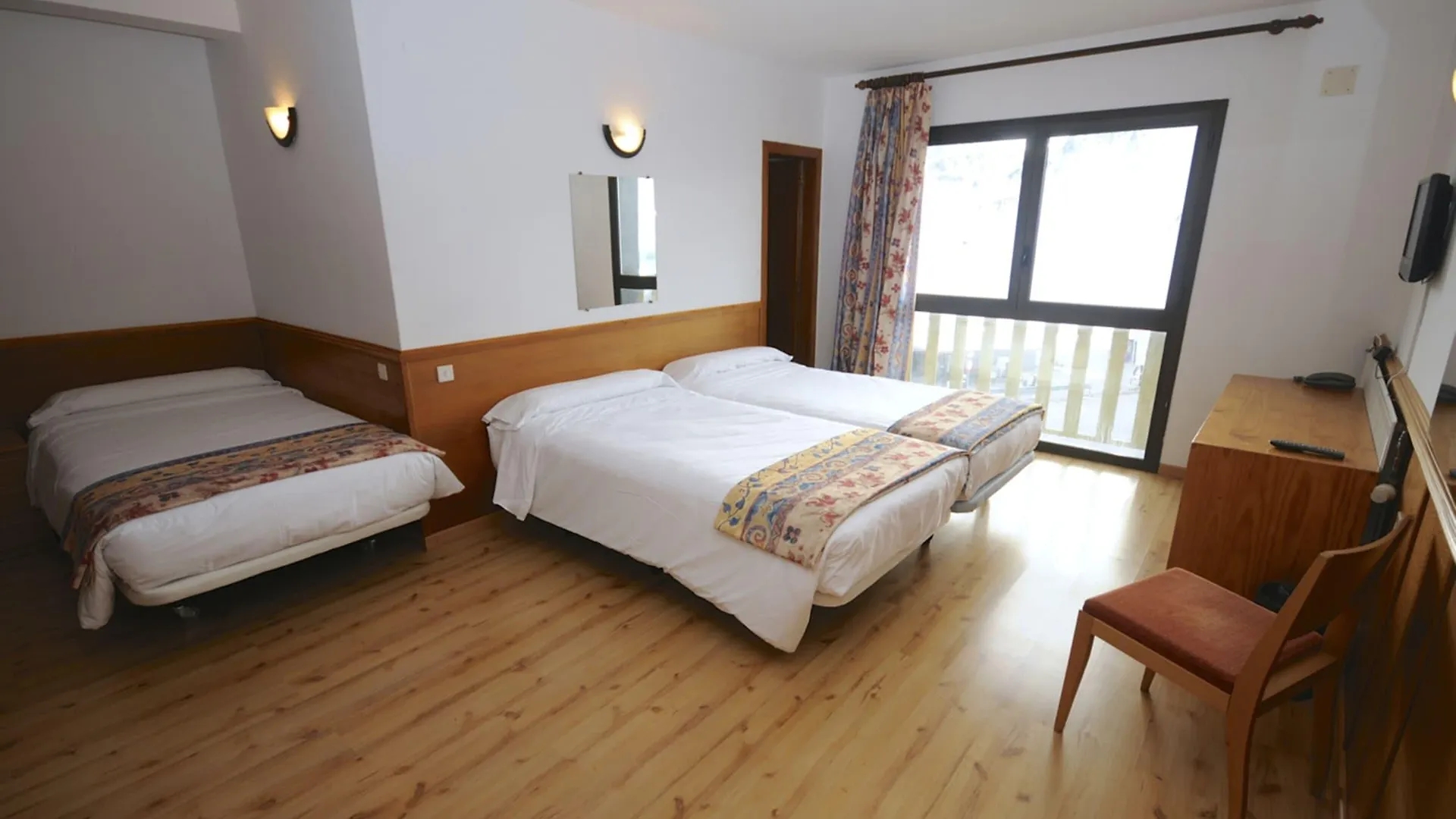 Pic Maia Mountain Hotel Pas De La Casa 2*,  Andorra